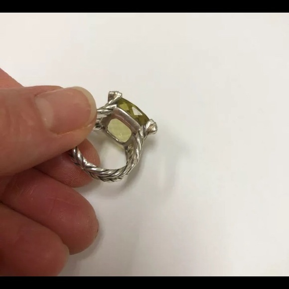 David Yurman Cushion on Point Ring - Picture 3 of 8